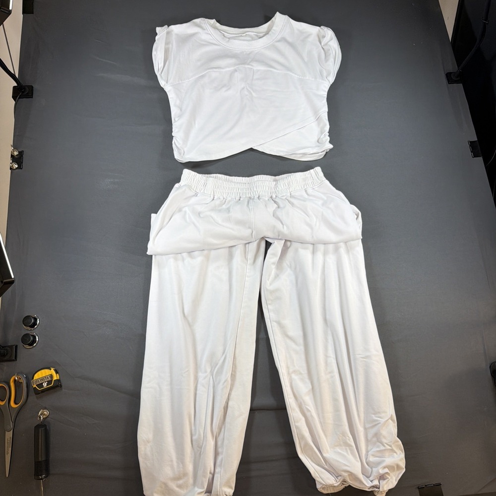 2 piece matching set cropped, crossover-hem top, baggy balloon harem  Large